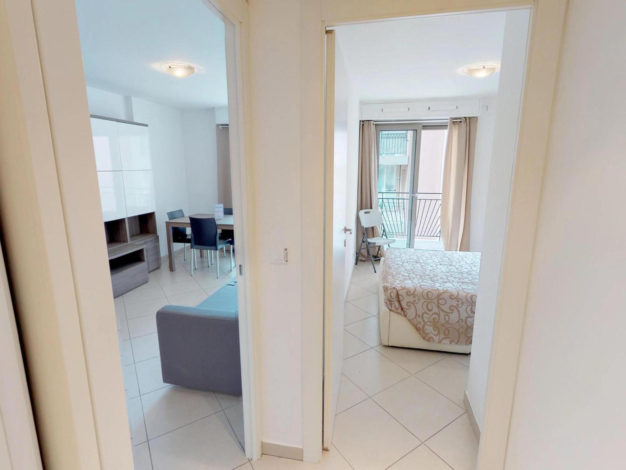 Charmant 2P Moderne Avec Terrasse, Parking Prive, En Plein Centre De Menton, A 2 Pas De La Mer - Fr-1-196-200 Ngoại thất bức ảnh